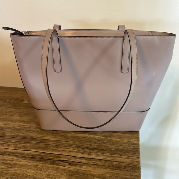 Kate Spade Purse - Picture 2 of 6